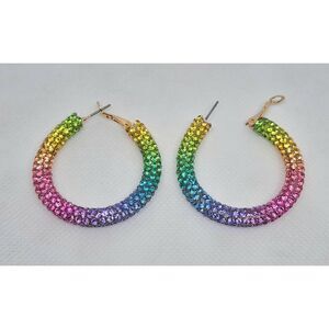 Lightweight hoop earrings